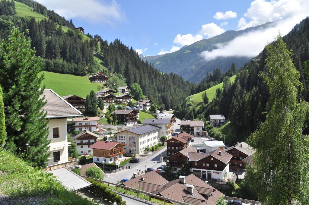 Hotel Gasthof Perfler à Außervillgraten Extérieur photo